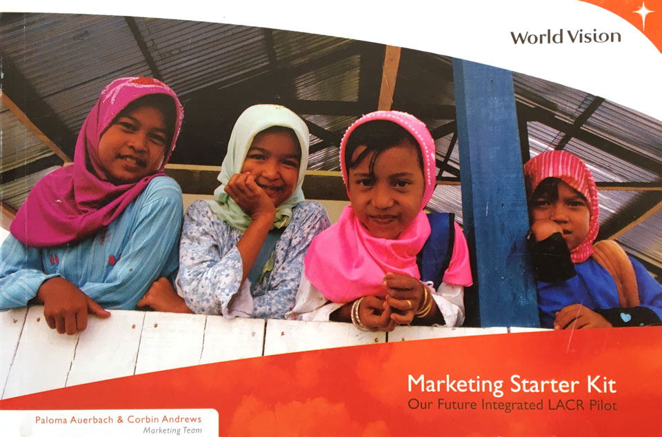 World Vision / booklet and starter kit-0